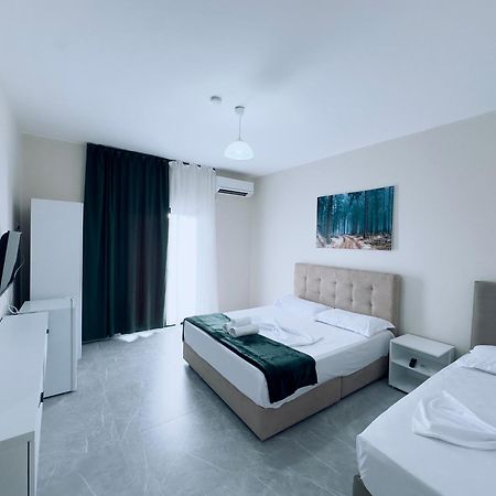 Molla Hotel Restorant Shëngjin Kültér fotó