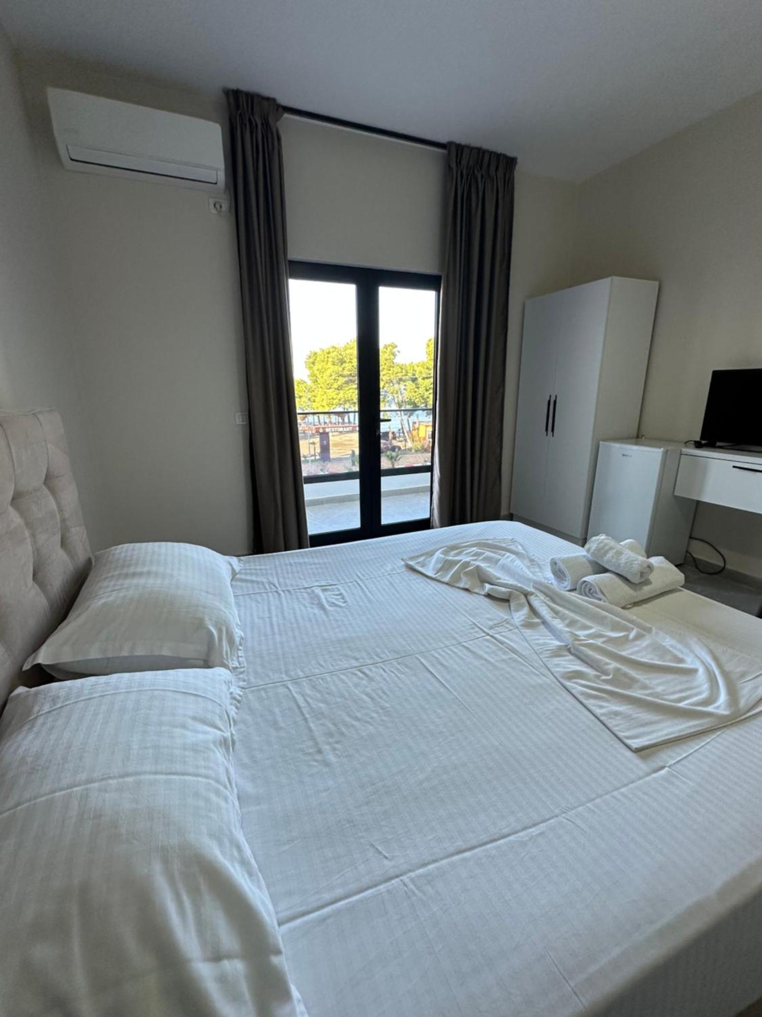 Molla Hotel Restorant Shëngjin Kültér fotó