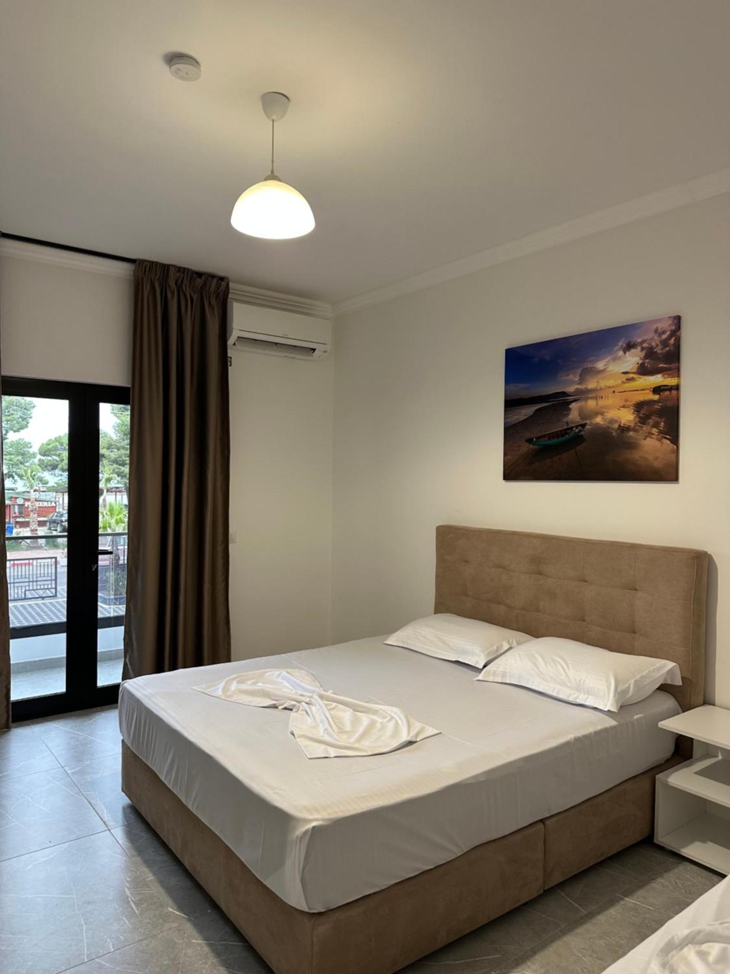 Molla Hotel Restorant Shëngjin Kültér fotó