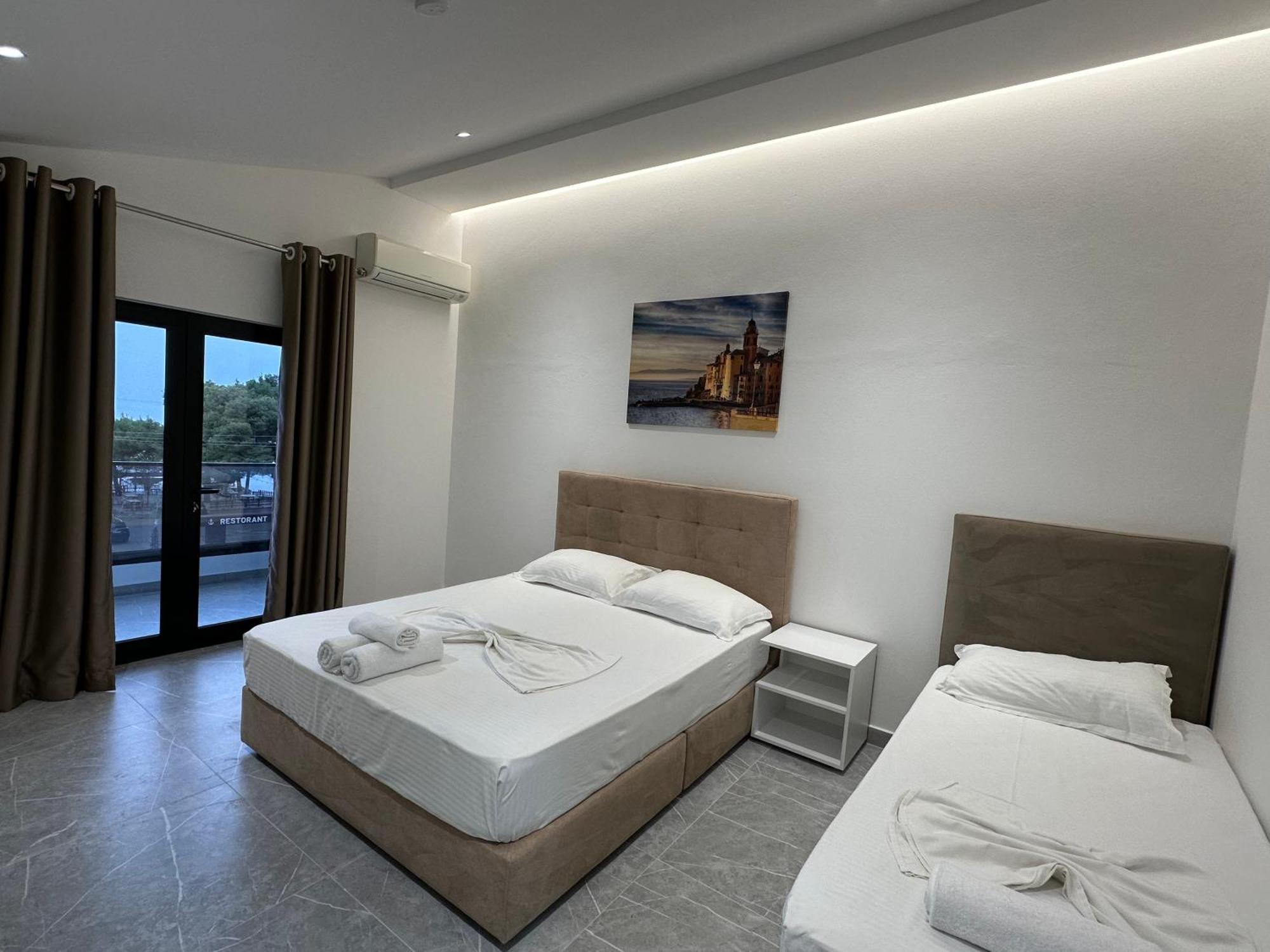Molla Hotel Restorant Shëngjin Kültér fotó