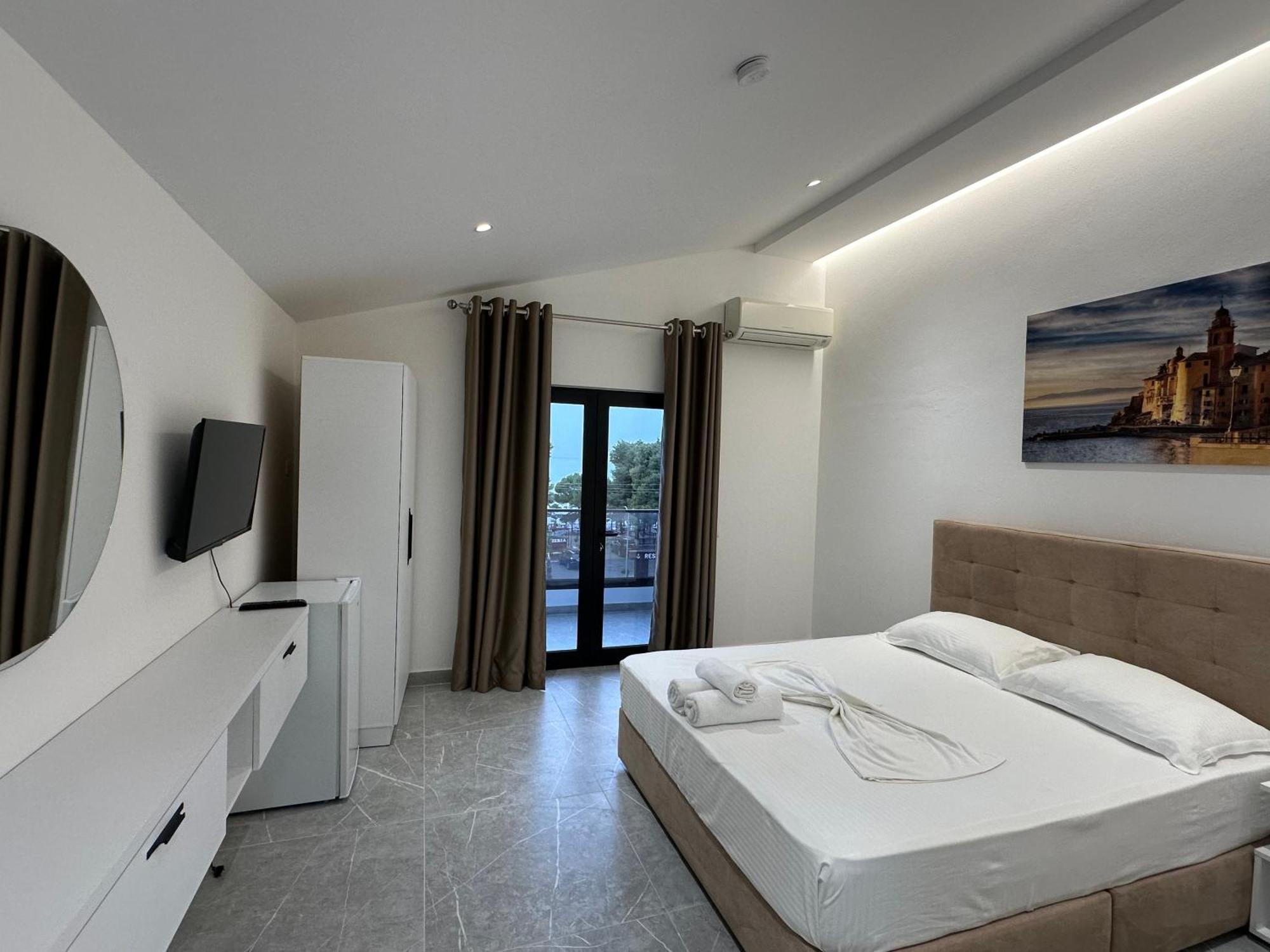 Molla Hotel Restorant Shëngjin Kültér fotó