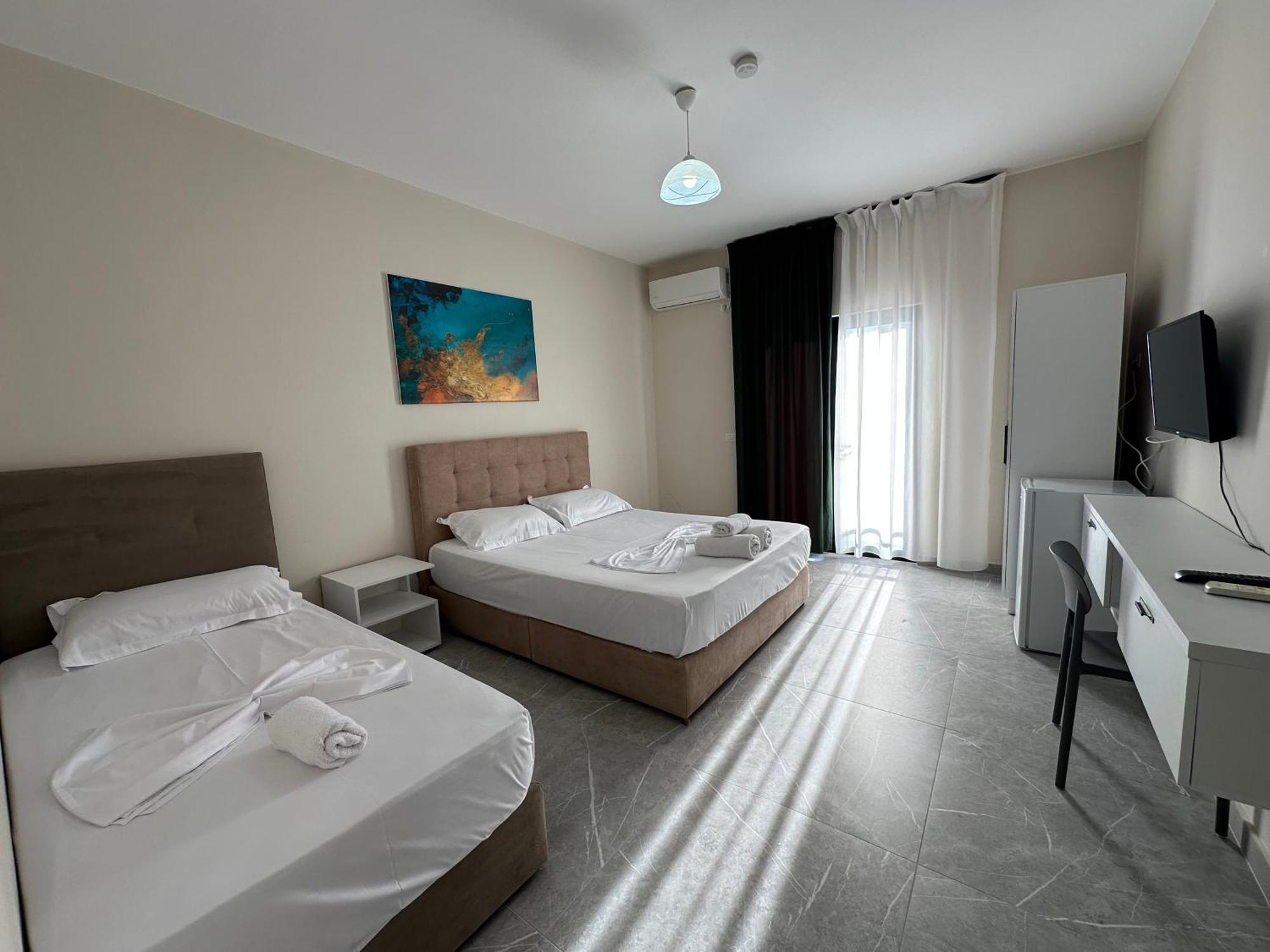 Molla Hotel Restorant Shëngjin Kültér fotó
