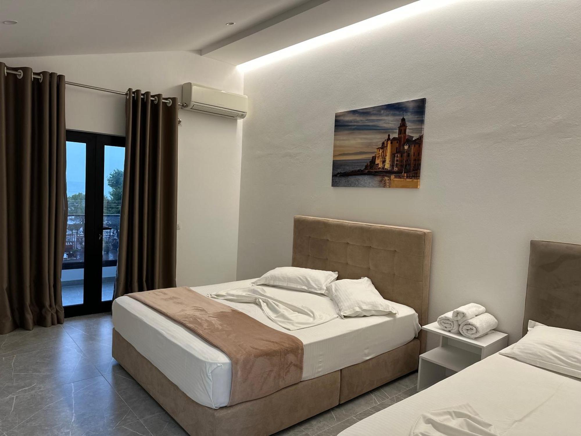 Molla Hotel Restorant Shëngjin Kültér fotó