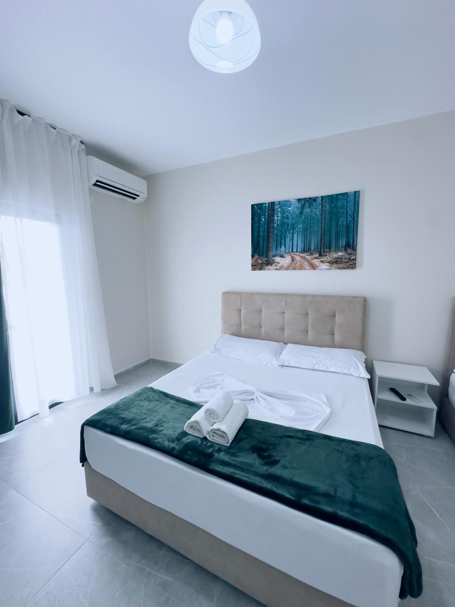 Molla Hotel Restorant Shëngjin Kültér fotó